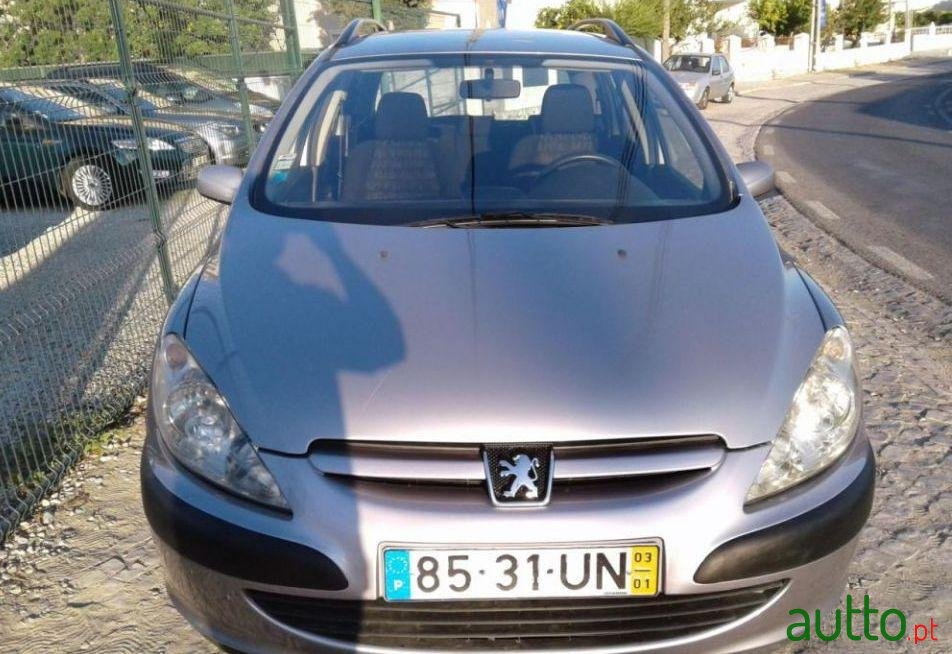 2003' Peugeot 307 Sw photo #1