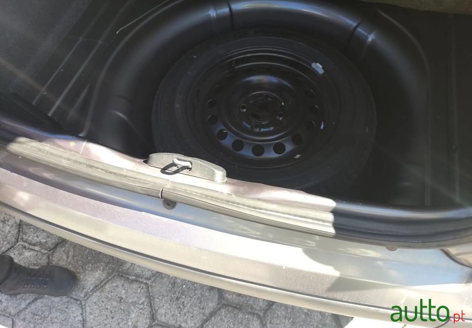 2002' Renault Megane photo #6