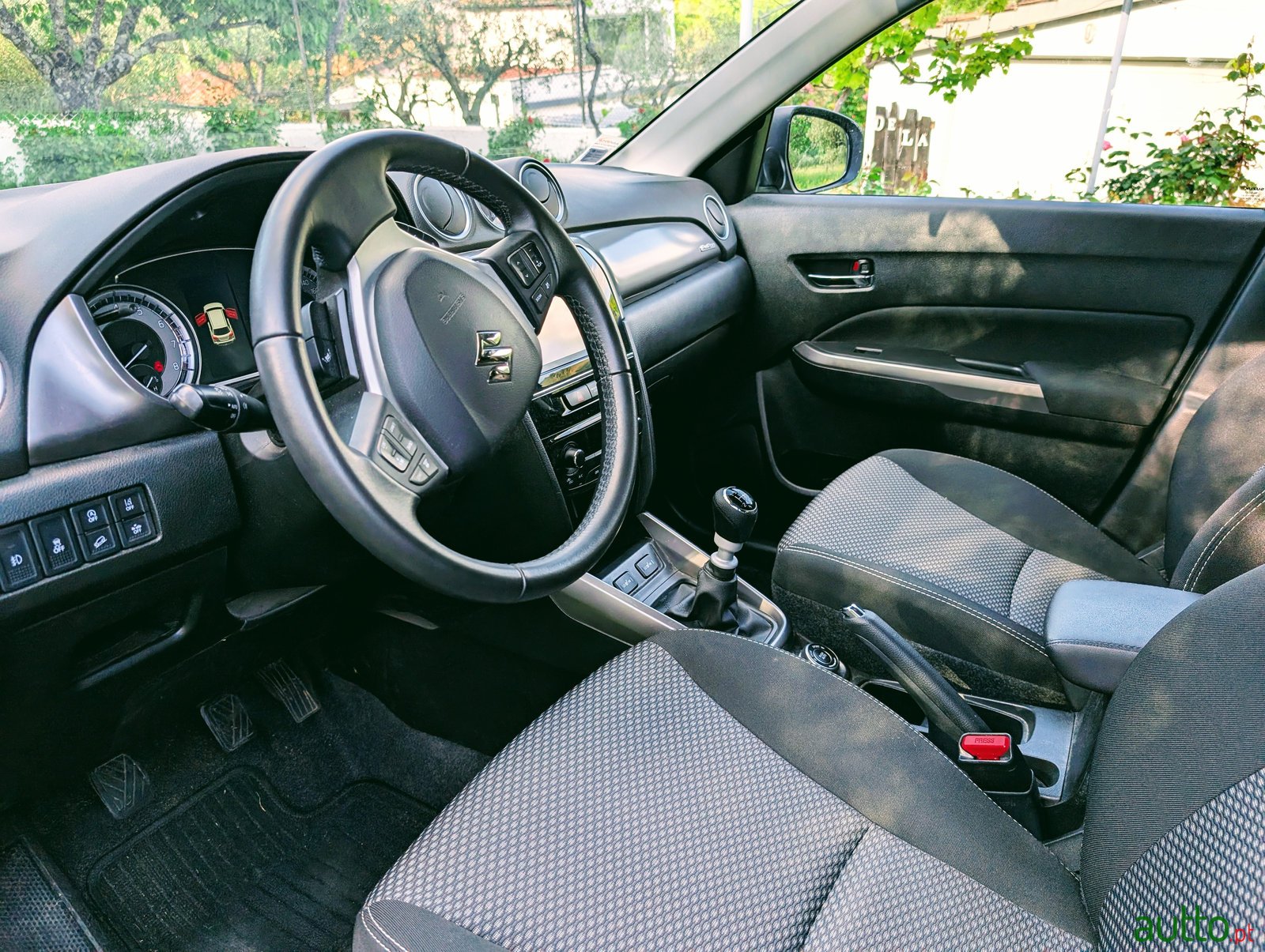 2022' Suzuki Vitara photo #5