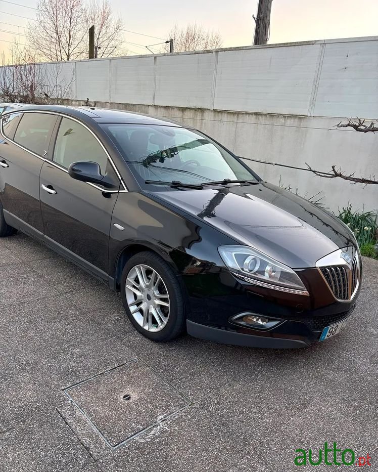 2010' Lancia Delta photo #5