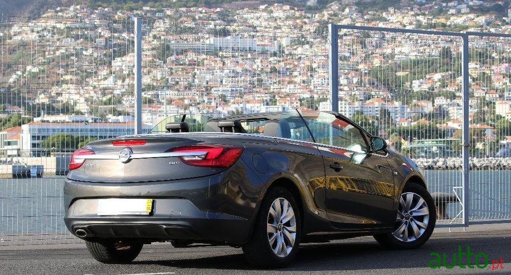 2013' Opel Cascada photo #2