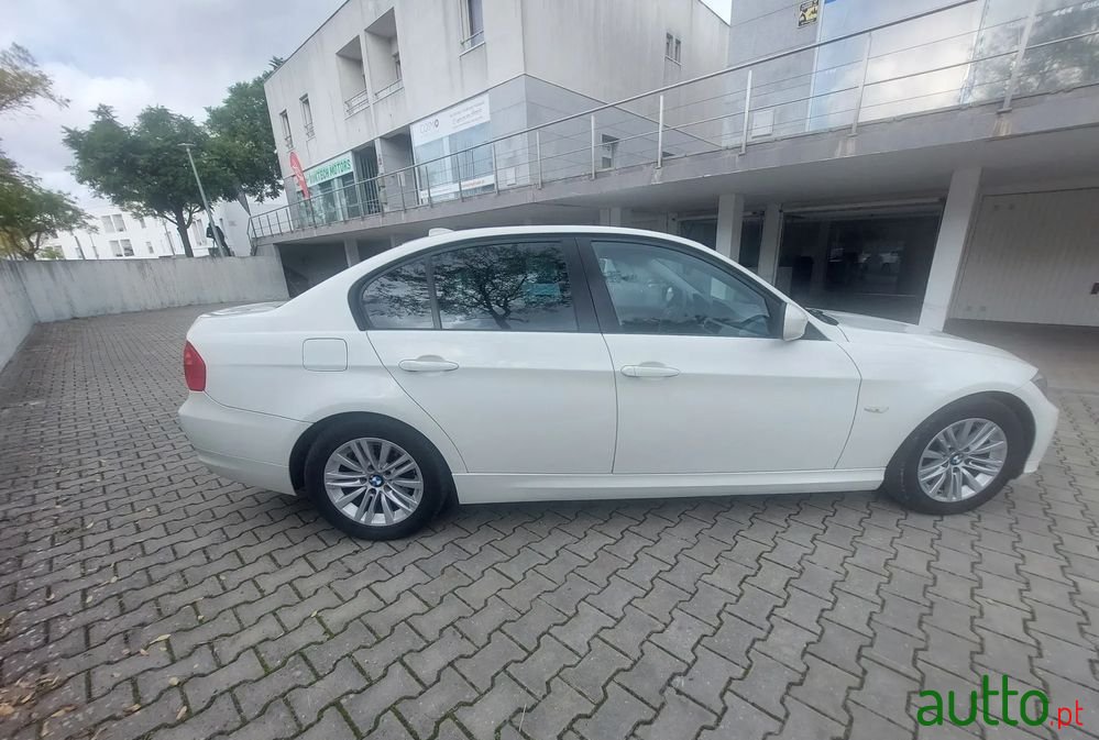 2012' BMW Série 3 photo #5