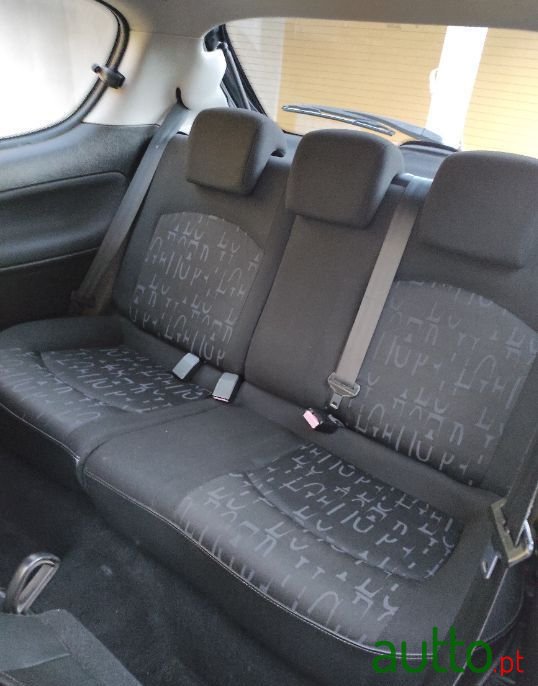 2003' Peugeot 206 photo #1