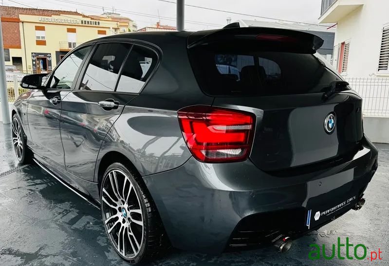 2013' BMW Série 1 D Pack M photo #4