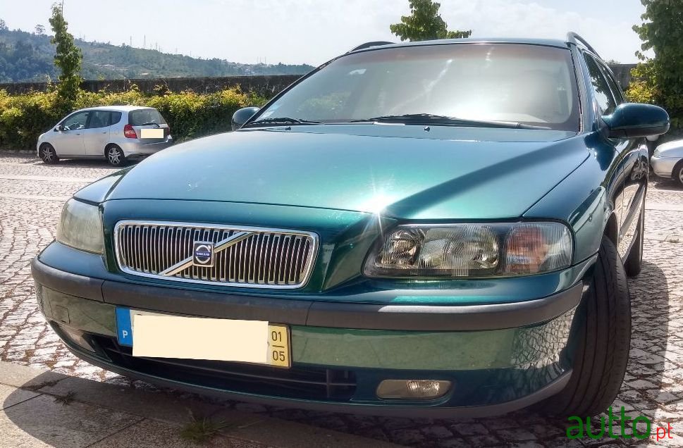 2001' Volvo V70 Ver-T5 photo #4