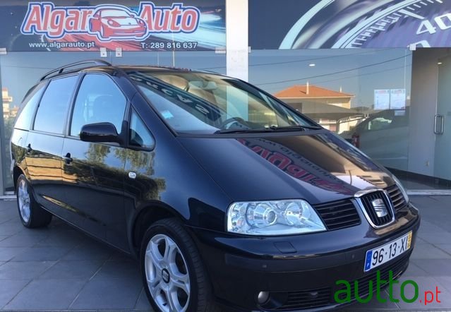 2004' SEAT Alhambra photo #1