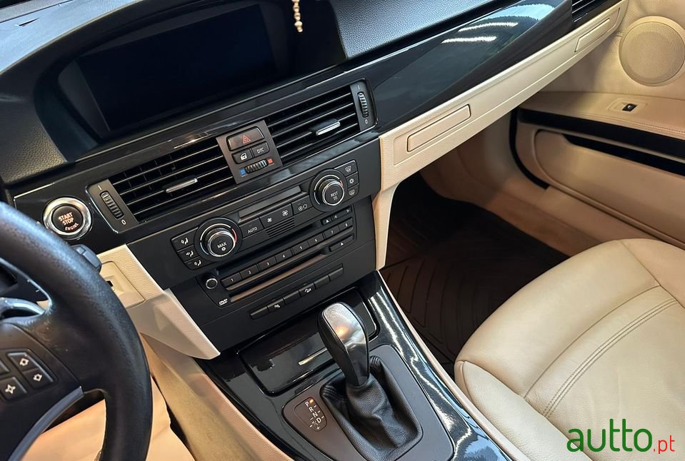 2008' BMW 330 photo #3