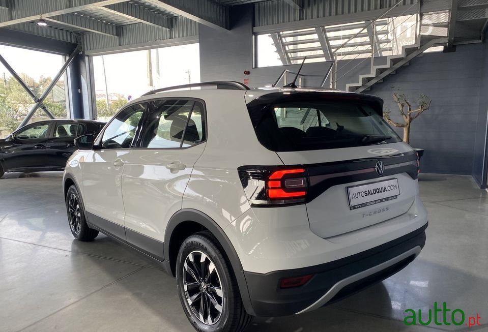 2021' Volkswagen T-Cross photo #3
