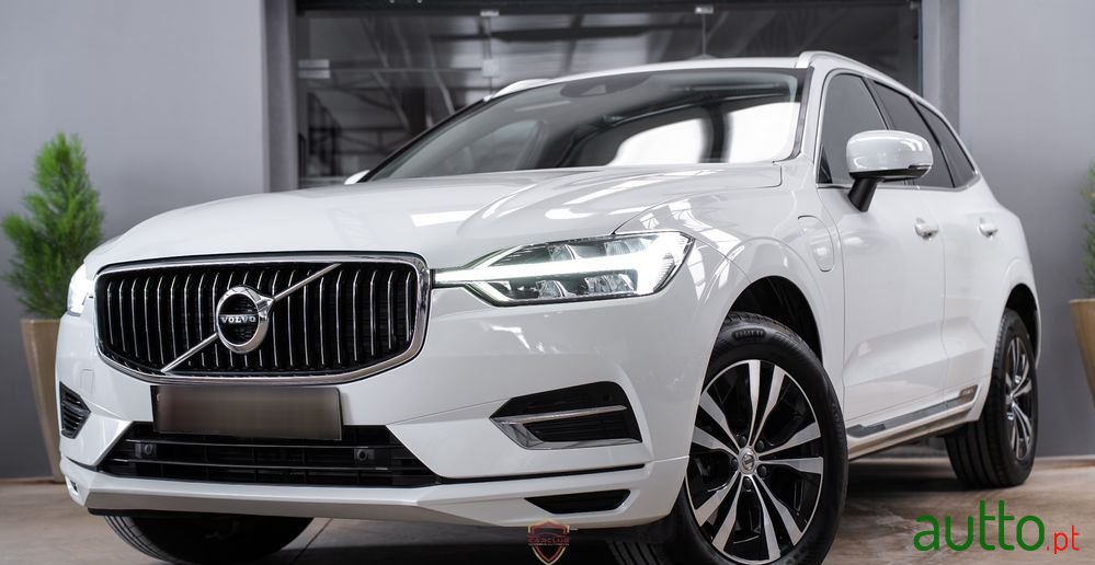 2020' Volvo Xc 60 photo #2