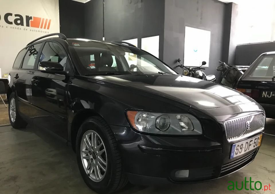 2006' Volvo V50 photo #3