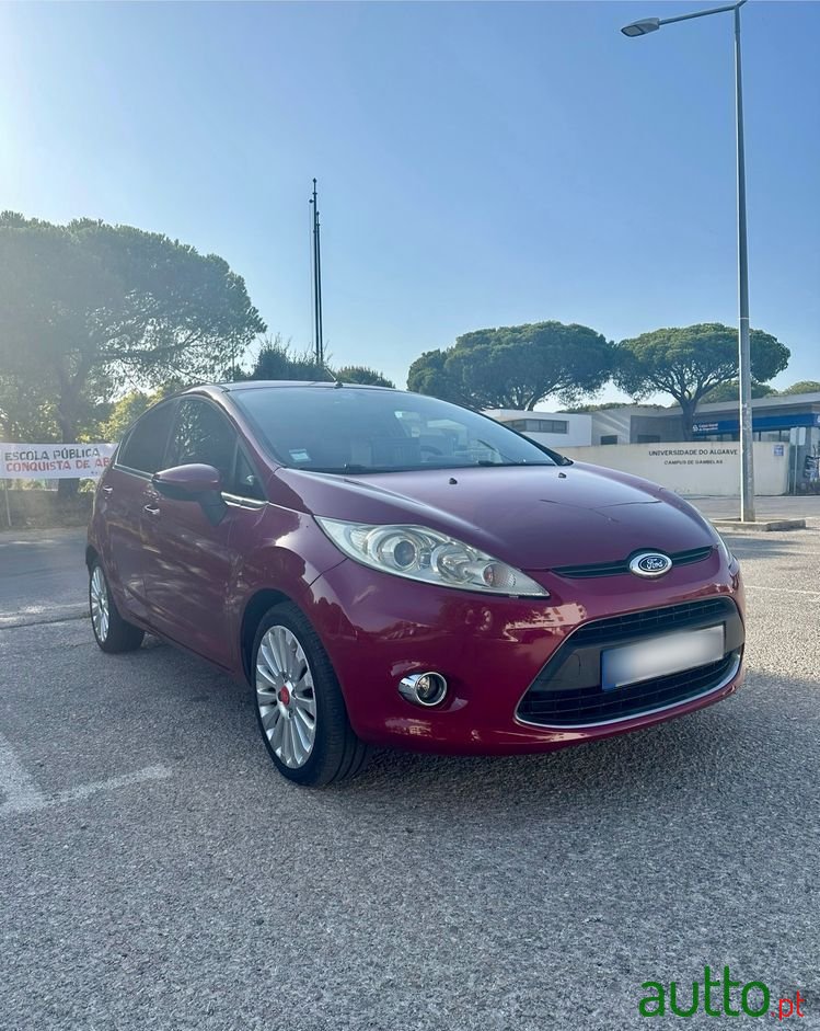 2009' Ford Fiesta photo #1