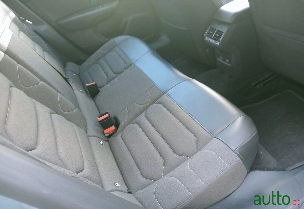 2020' Citroen E-C4 Shine Pack photo #4