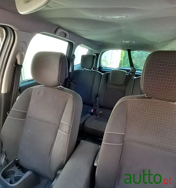 2009' Renault Grand Scenic photo #4