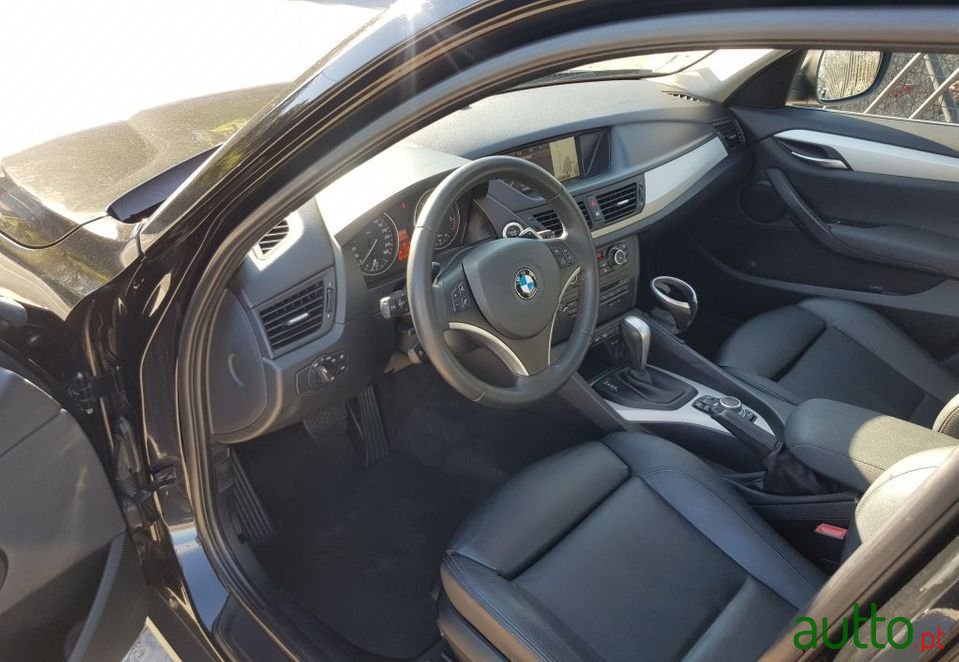 2010' BMW X1 photo #6