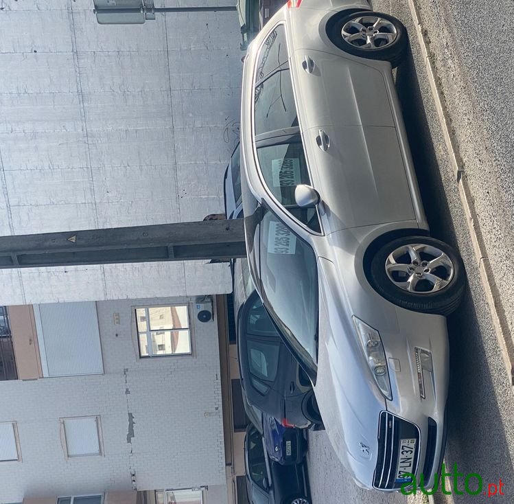 2011' Peugeot 508 Sw photo #2