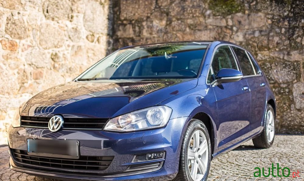 2013' Volkswagen Golf photo #6