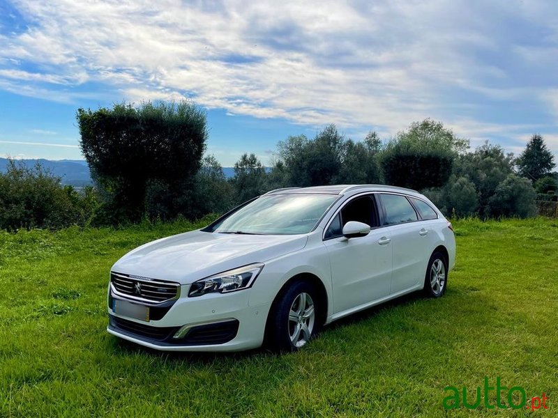 2015' Peugeot 508 Sw photo #1