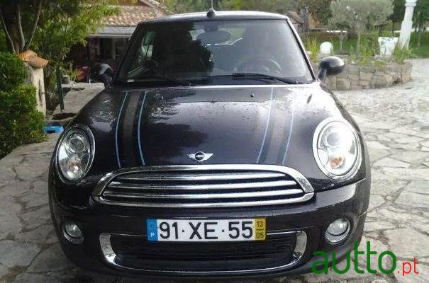 2013' MINI Cabrio Ver-Cooper photo #5