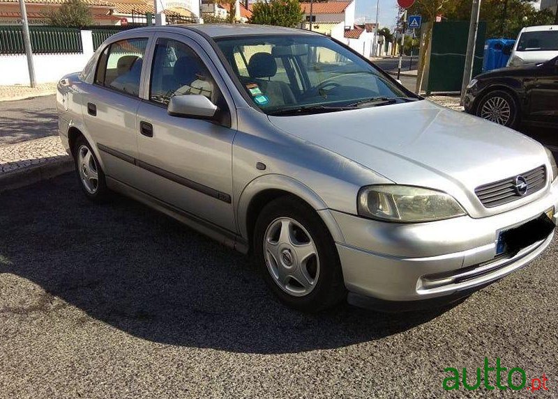 1999' Opel Astra 1.7 Dti Club photo #2