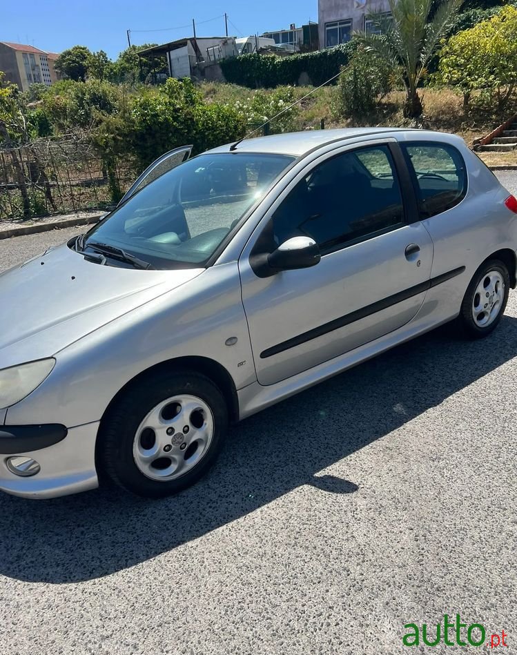 2000' Peugeot 206 1.4 Xs photo #2