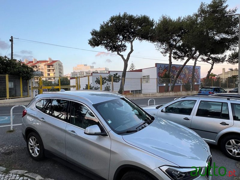 2019' BMW X1 18 d sDrive photo #4