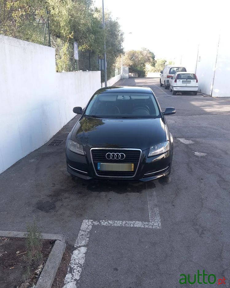 2011' Audi A3 Sportback photo #1