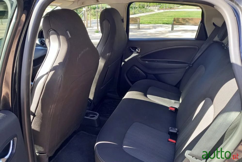 2017' Renault Zoe photo #5