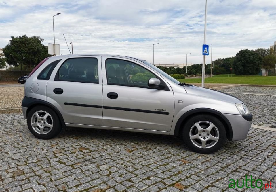 2002' Opel Corsa photo #4