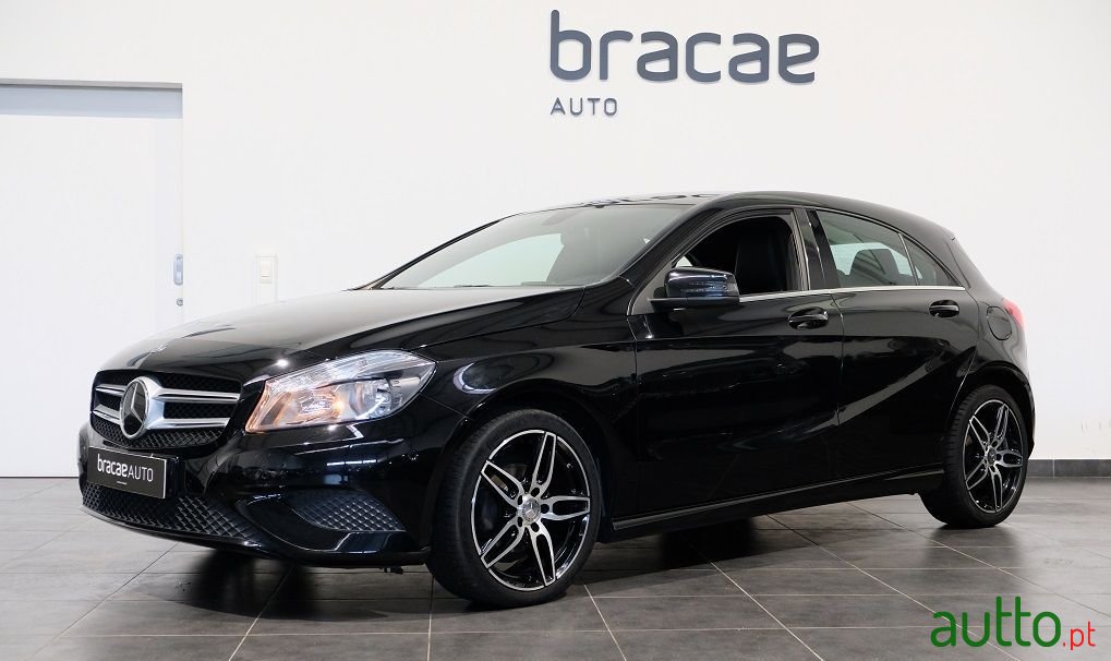 2013' Mercedes-Benz A-180 photo #2