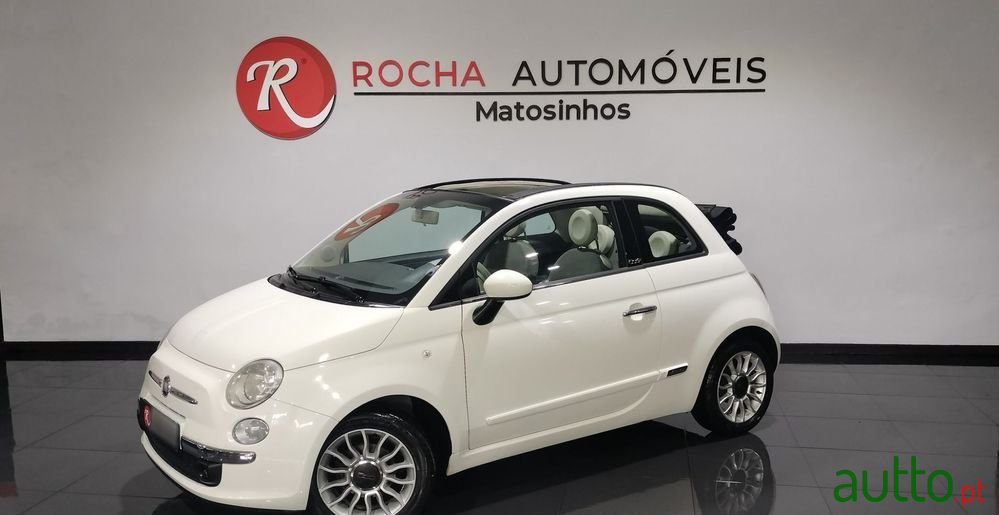 2010' Fiat 500C photo #1