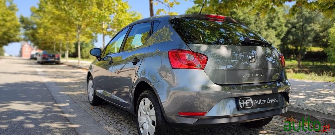 2015' SEAT Ibiza photo #3