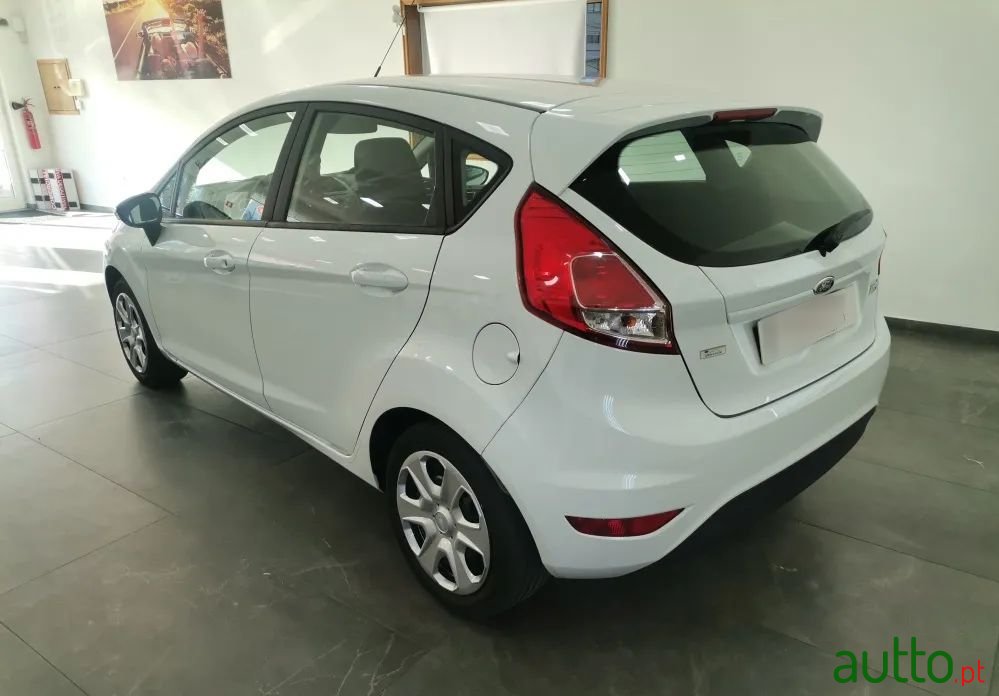 2013' Ford Fiesta 1.25 Trend photo #5