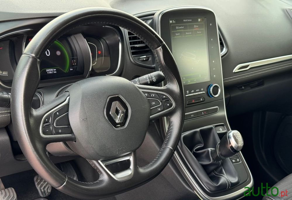 2018' Renault Grand Scenic photo #3