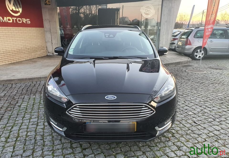 2017' Ford Focus Sw photo #1