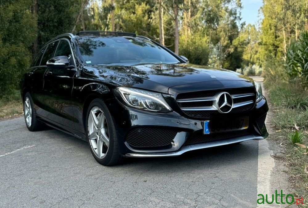 2014' Mercedes-Benz Classe C photo #1