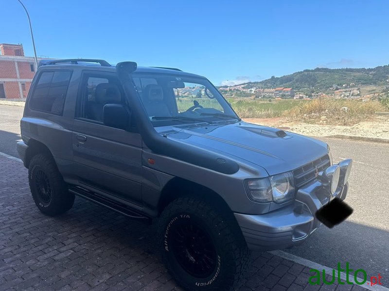 1998' Mitsubishi Pajero 2.8 Td Gls Abs photo #3