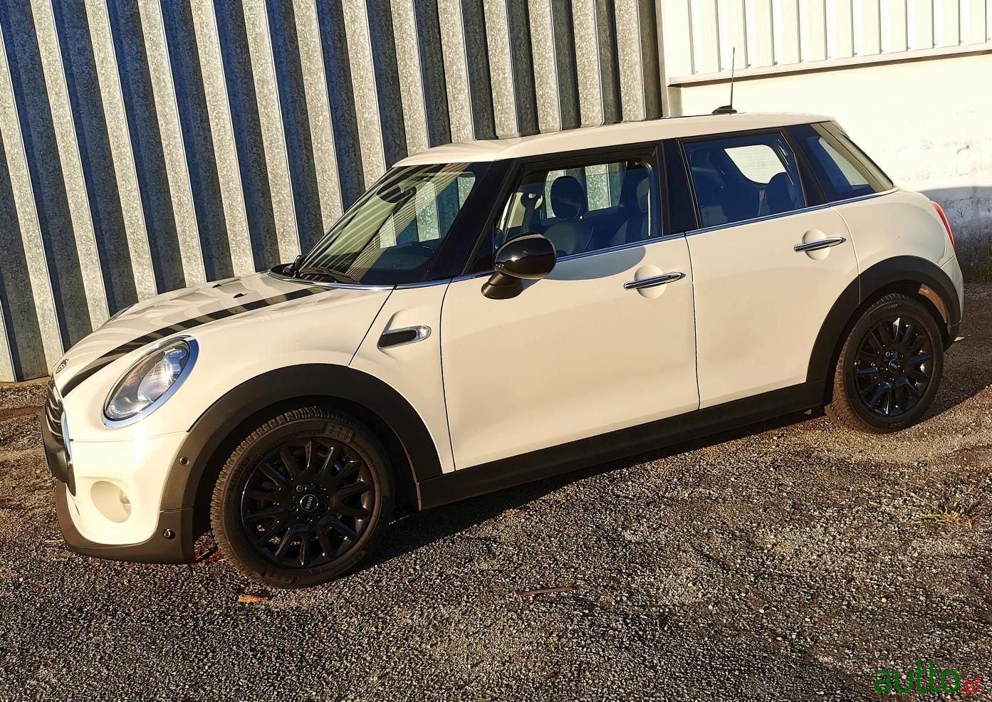 2015' MINI One photo #6