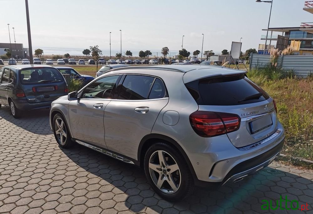 2020' Mercedes-Benz GLA 220 photo #3