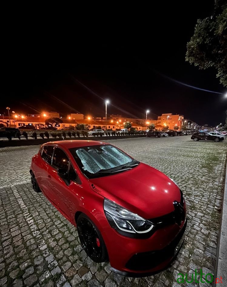 2014' Renault Clio 1.6 T Rs Edc photo #4