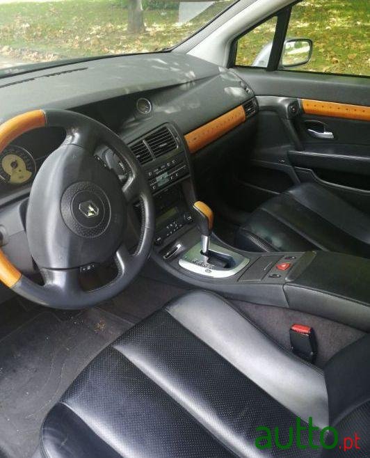 2005' Renault Vel Satis photo #4