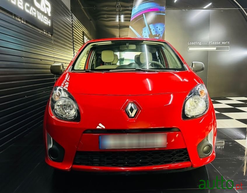 2011' Renault Twingo photo #2
