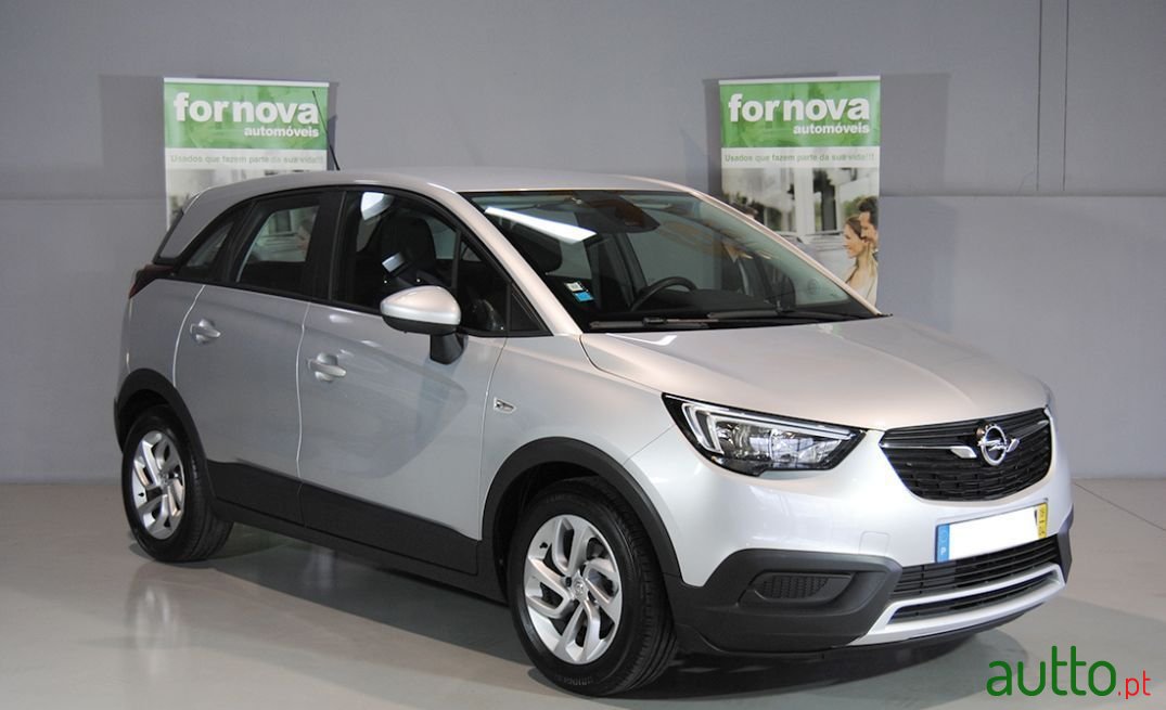 2019' Opel Crossland X photo #3