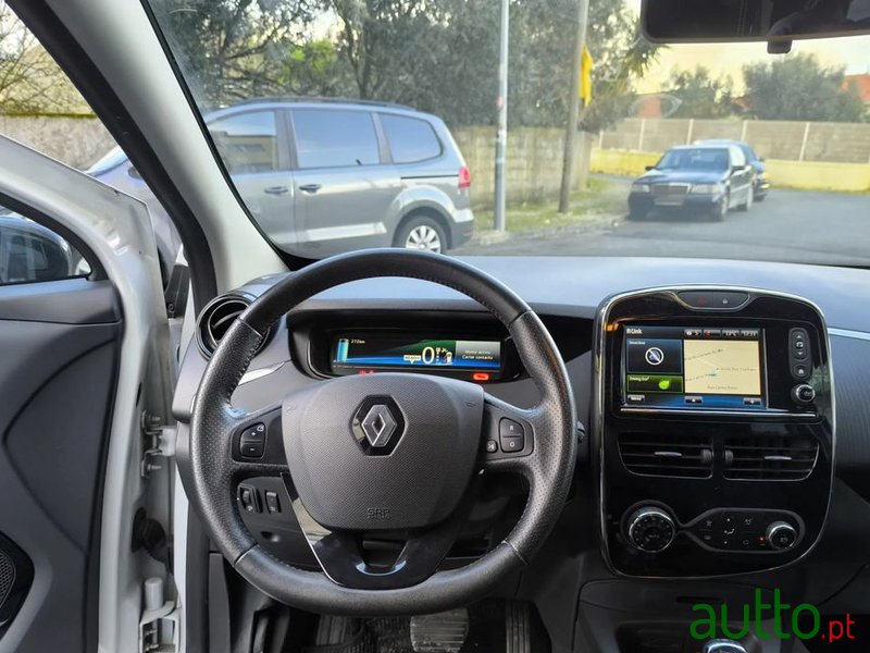 2017' Renault Zoe (C/ Bateria) Bose 40 photo #4