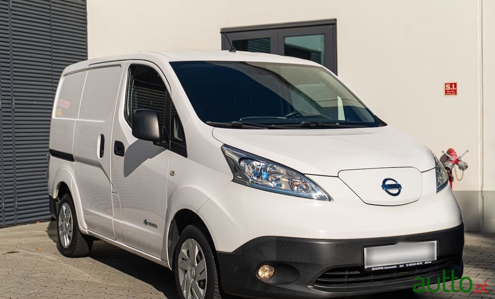 2016' Nissan E-Nv200 Evalia photo #4