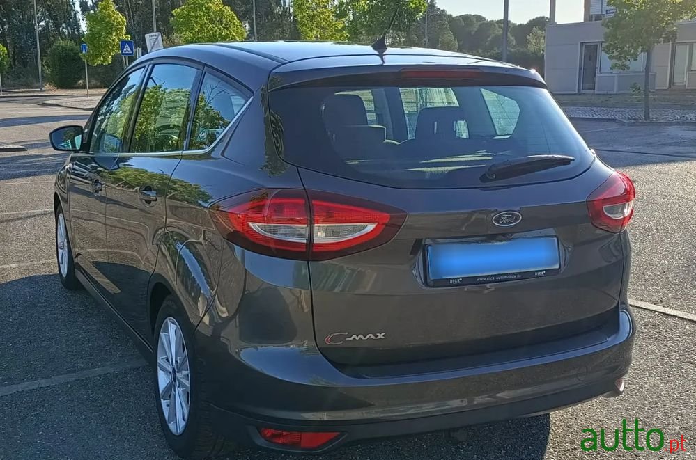 2015' Ford C-MAX photo #4