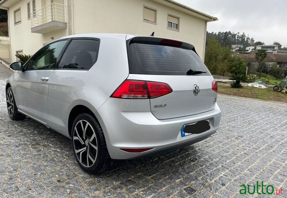 2014' Volkswagen Golf photo #6