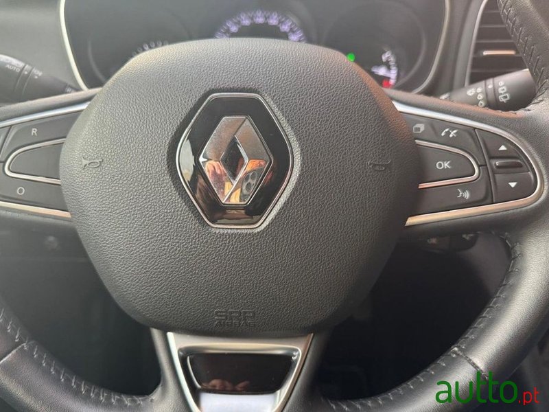 2020' Renault Megane 1.5 Dci Limited photo #6