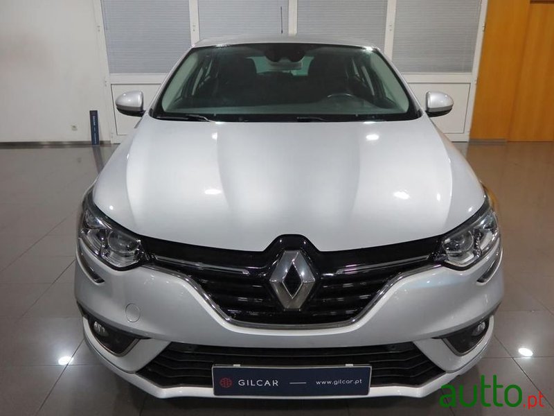 2018' Renault Megane photo #3