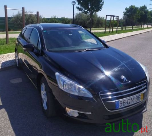 2013' Peugeot 508 Sw photo #1