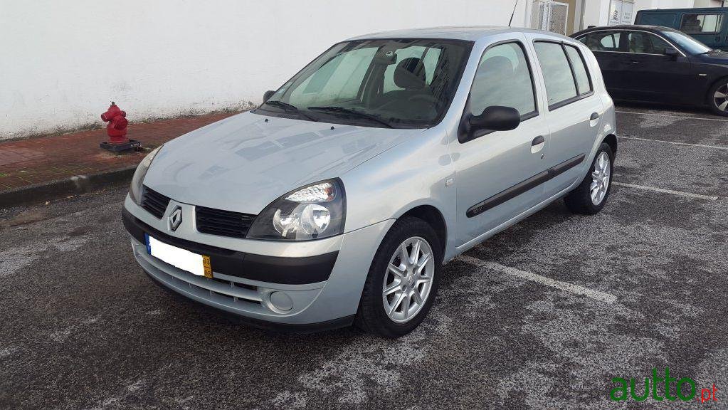 2003' Renault Clio 1.2 16V Expression photo #1